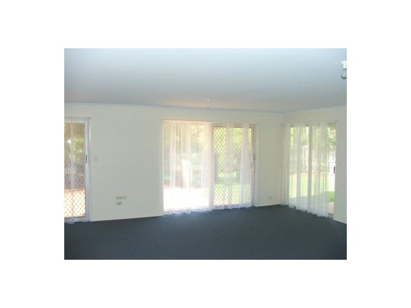 133 Oceanic Drive, Warana QLD 4575