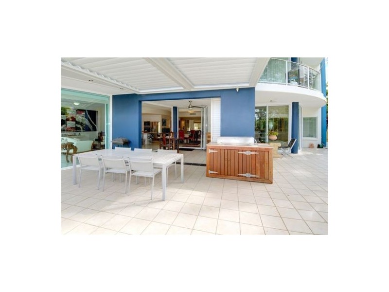 Unit 2 “Oxygen 12″ 16 Meta Street, Mooloolaba QLD 4557