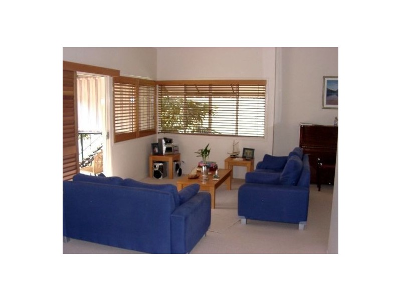 7 Tombarra St, Mooloolaba QLD 4557