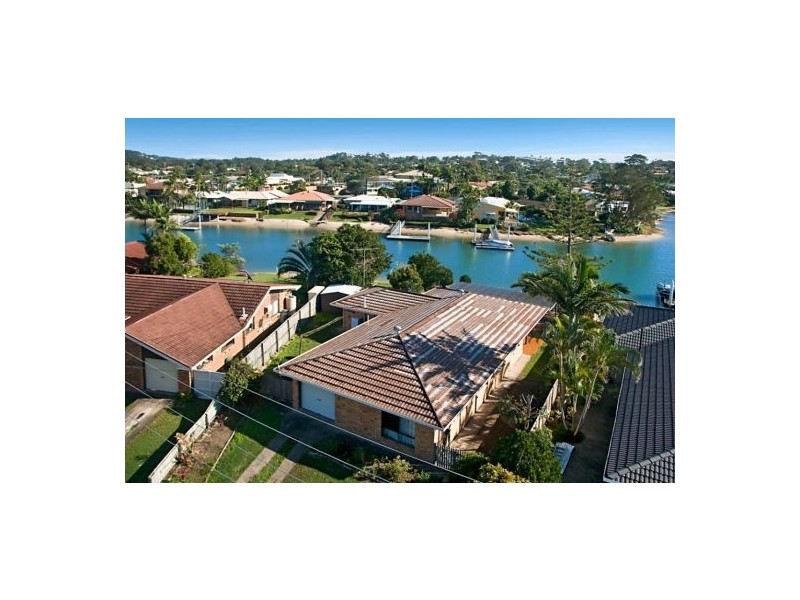 26 Tarwarri Crescent, Mooloolaba QLD 4557