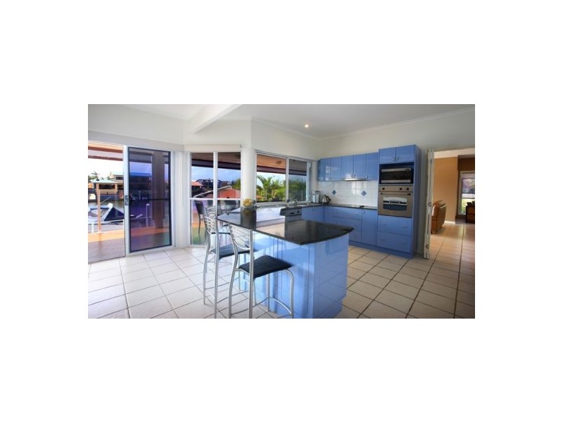 84 Sunbird Chase, Parrearra QLD 4575