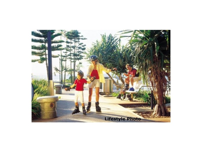 17 Culbara Street, Mooloolaba QLD 4557