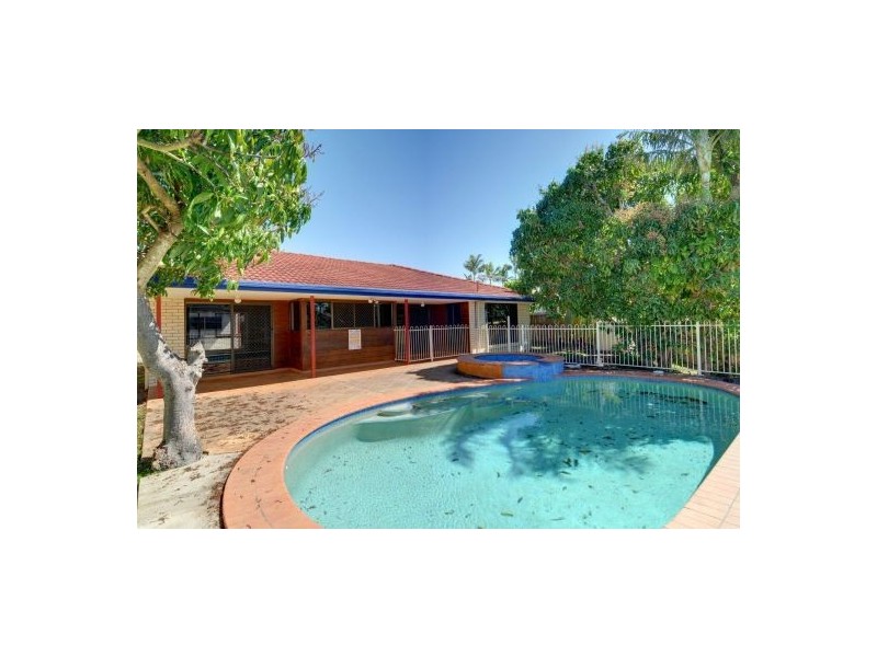 36 Balyarta Crescent, Mooloolaba QLD 4557