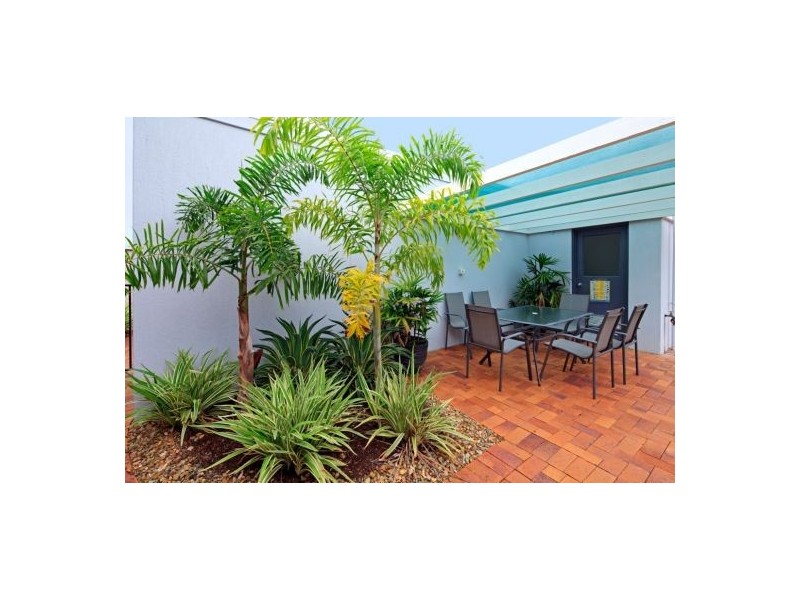 Unit 6 “Broadwater Quays” 90 River Esp, Mooloolaba QLD 4557