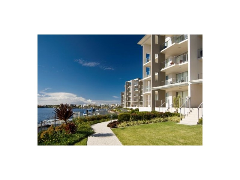 Unit 1 “St Kitt 7 Grand Parade, Kawana Island QLD 4575