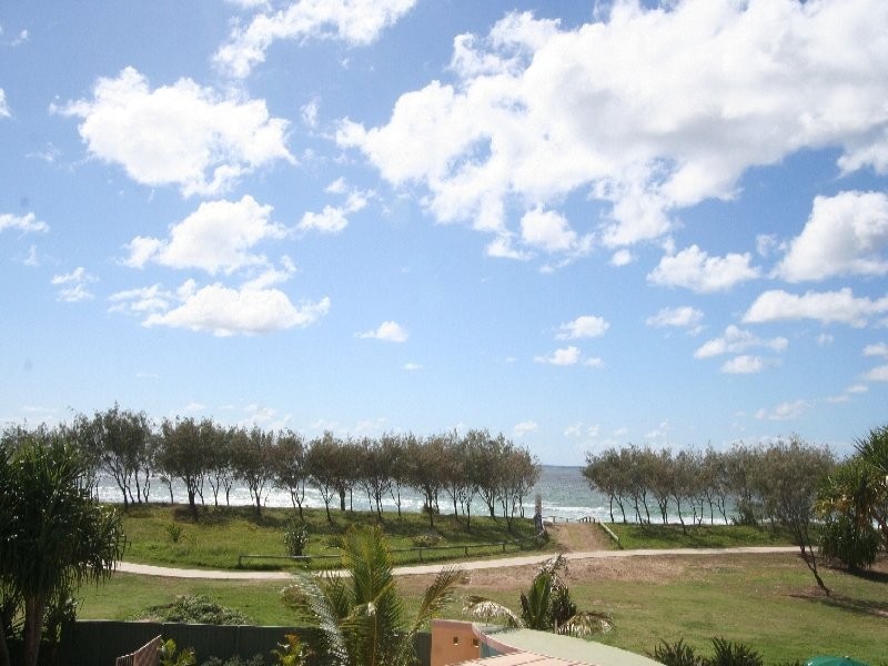 Warana QLD 4575