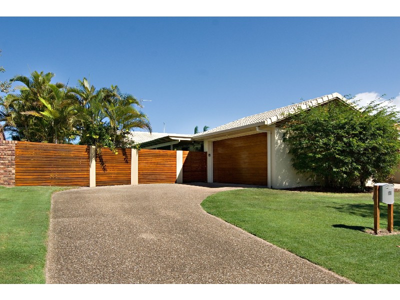 21 Oak Court, Minyama QLD 4575