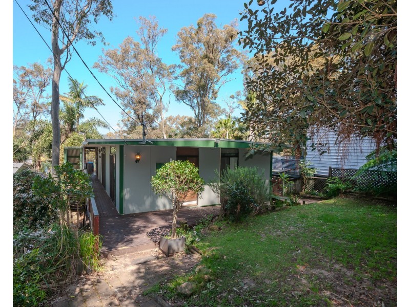 69 Thompson St, Scotland Island NSW 2105