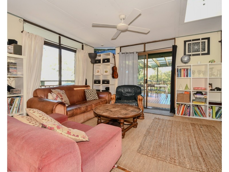 69 Thompson St, Scotland Island NSW 2105
