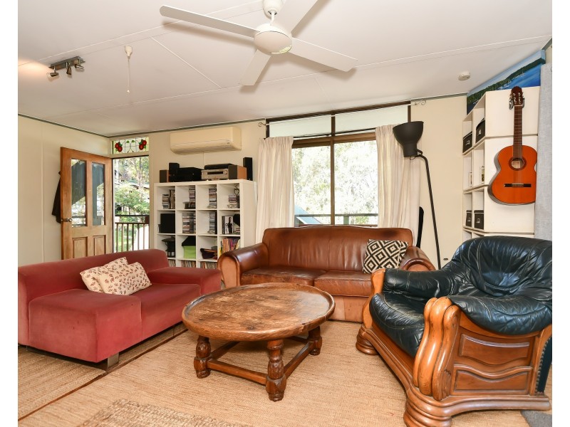 69 Thompson St, Scotland Island NSW 2105