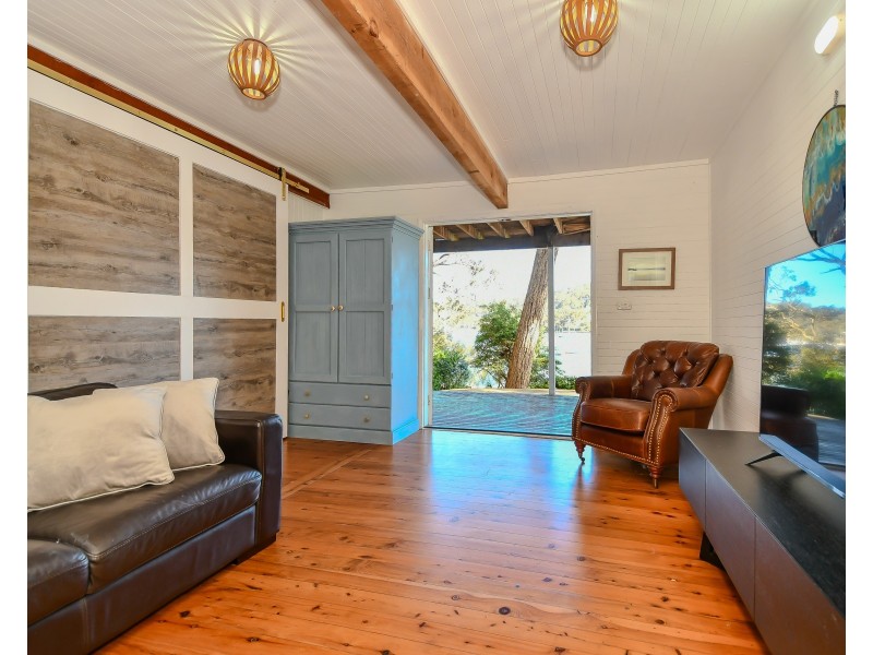 61 Richard Rd, Scotland Island NSW 2105