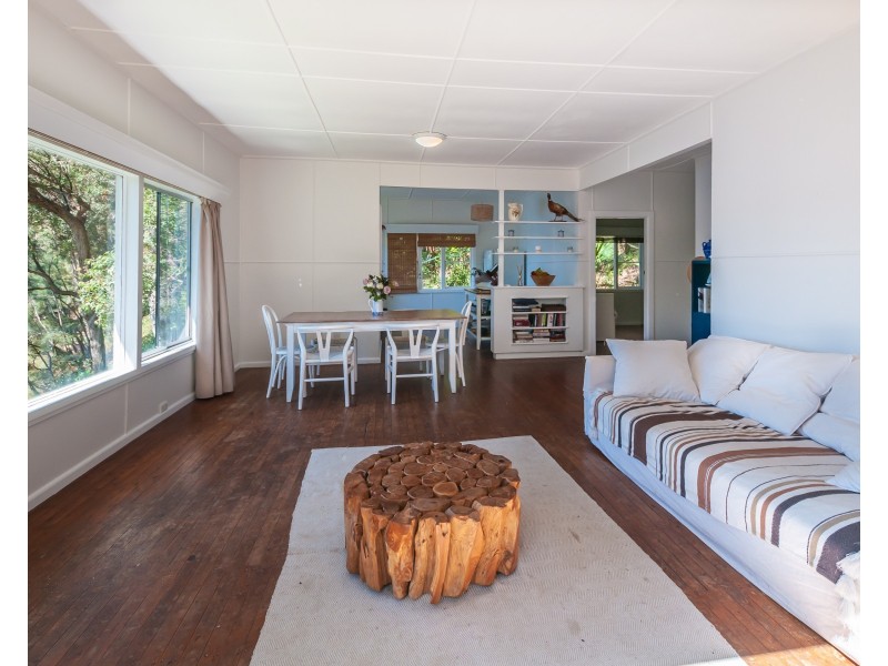 13 The Chase, Lovett Bay NSW 2105