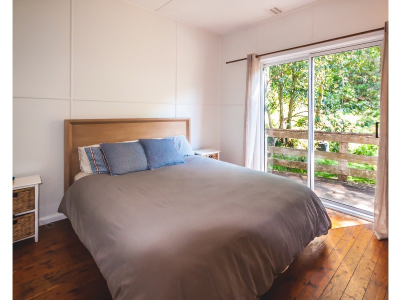 13 The Chase, Lovett Bay NSW 2105