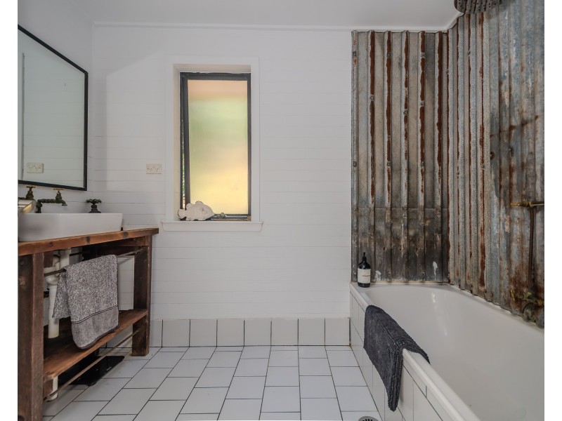 38 Thompson St, Scotland Island NSW 2105