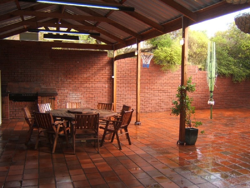 21 Klar Avenue, Darlington SA 5047