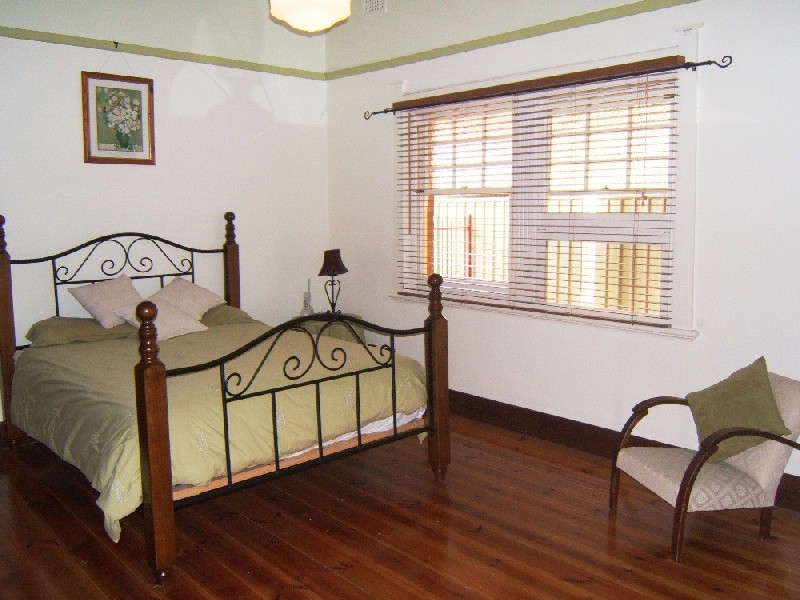 8 Verco Street, Broadview SA 5083