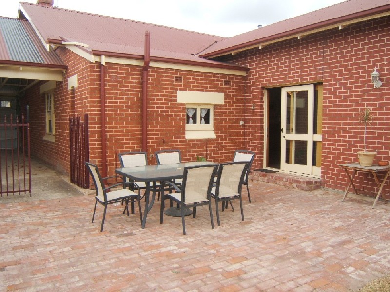 8 Verco Street, Broadview SA 5083