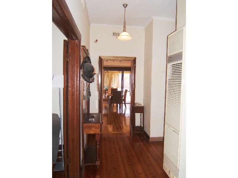 62 Robert Avenue, Broadview SA 5083