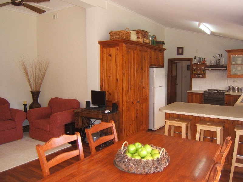 12 Bosanquet Avenue, Prospect SA 5082