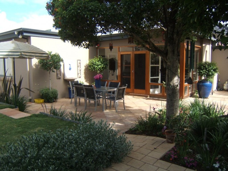 27 Henrietta Street, Prospect SA 5082