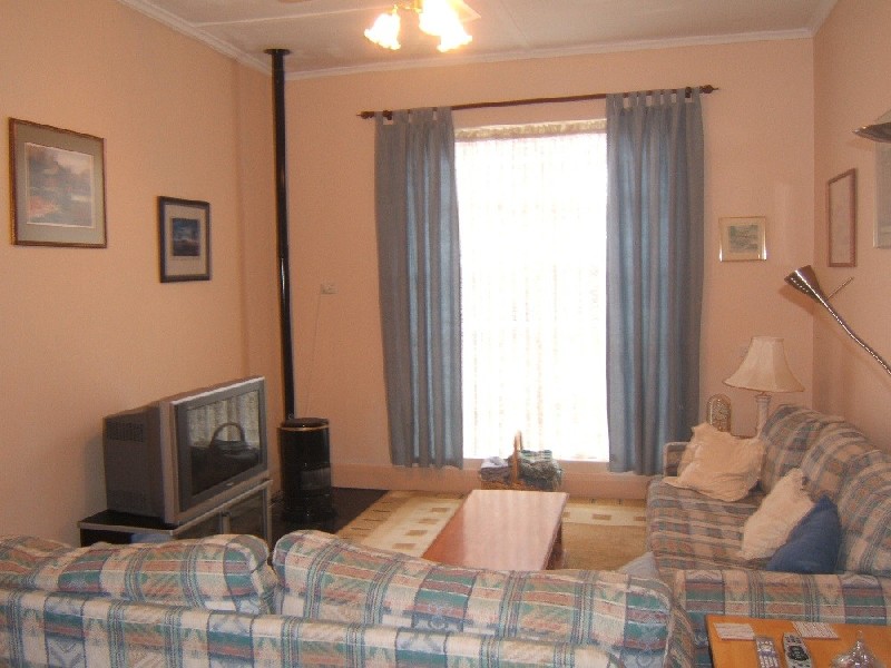 16 Athol Avenue, Prospect SA 5082