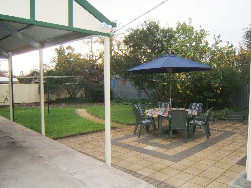 16 Athol Avenue, Prospect SA 5082