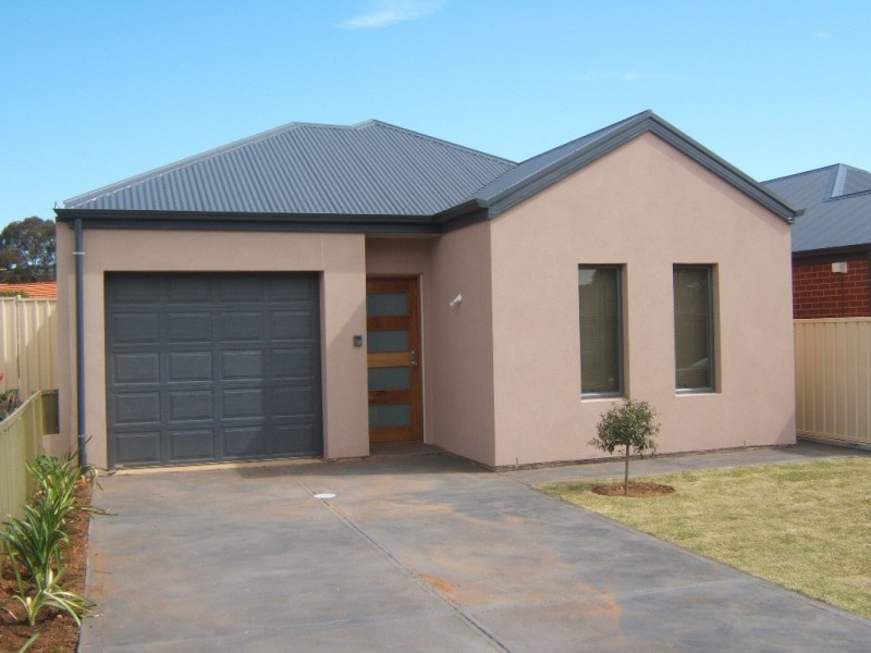 65 & 65a Lionel Avenue, Blair Athol SA 5084
