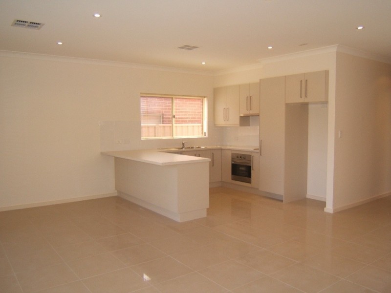 65 & 65a Lionel Avenue, Blair Athol SA 5084