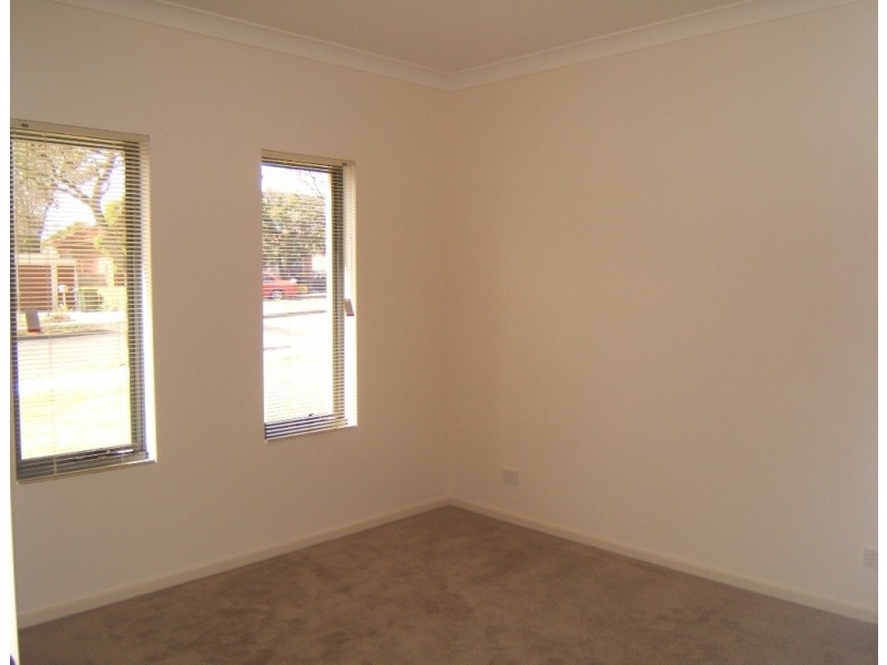 65 & 65a Lionel Avenue, Blair Athol SA 5084