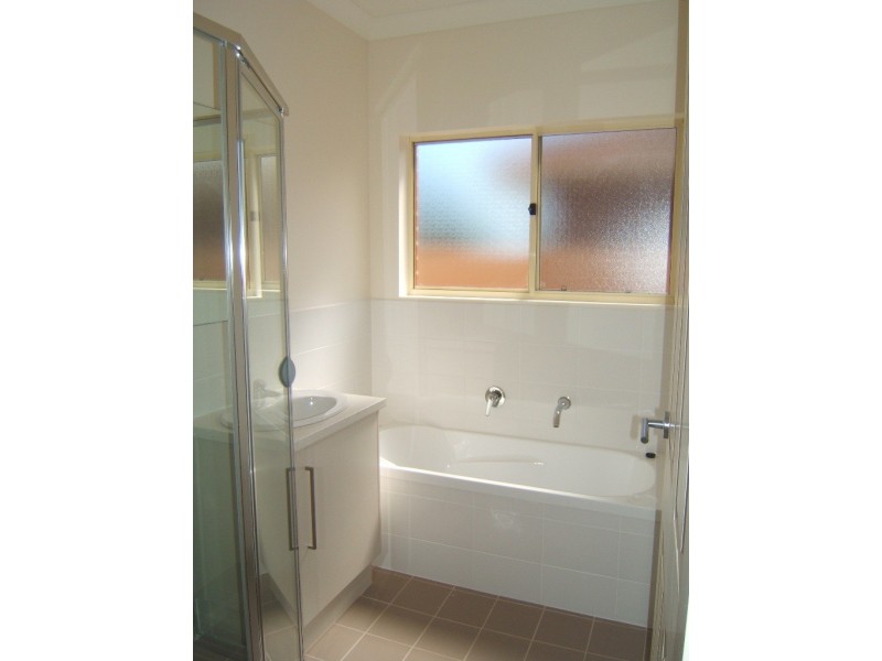 65 & 65a Lionel Avenue, Blair Athol SA 5084