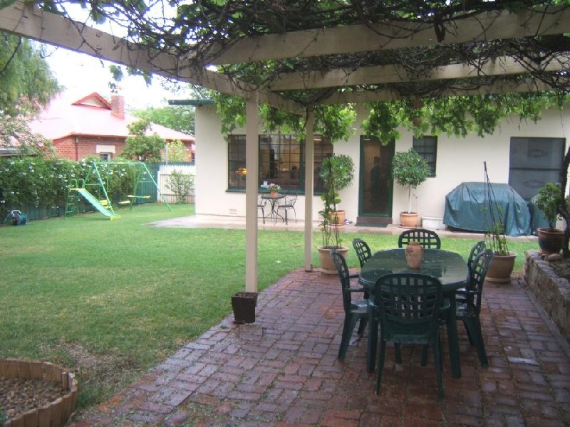 25 Bosanquet Avenue, Prospect SA 5082