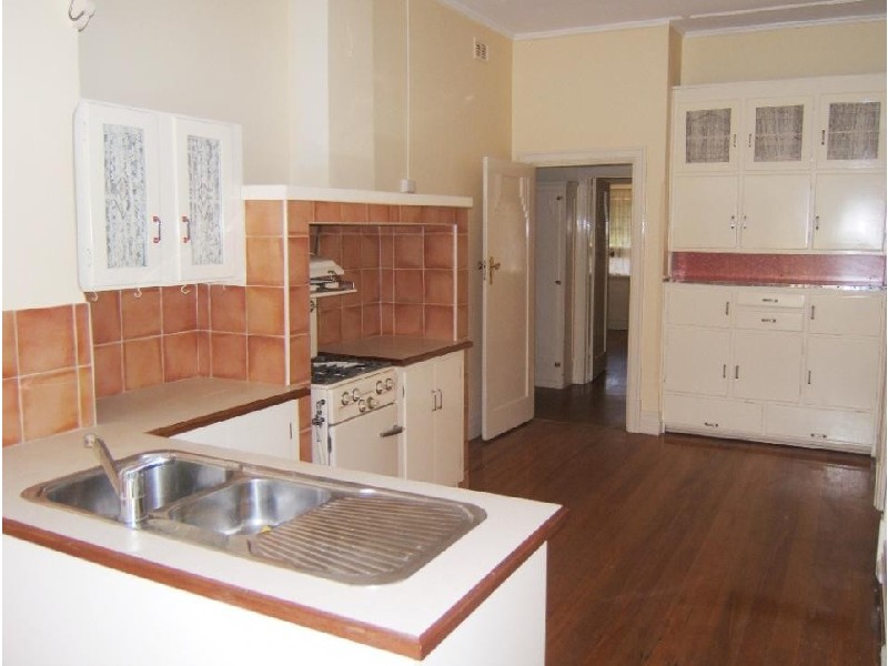 7 Vaughan Street, Prospect SA 5082