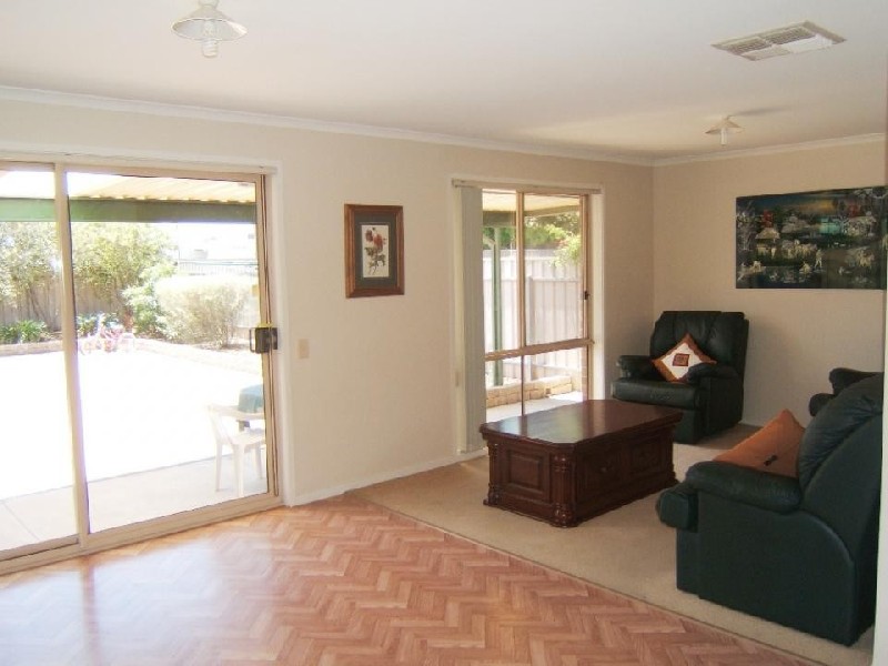 6  Burchmore Court, Blair Athol SA 5084