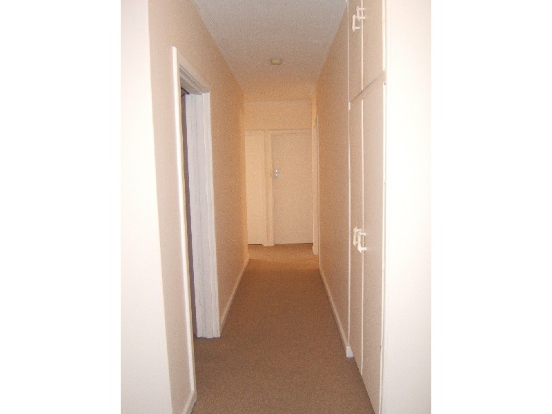 7 Desmond Avenue, Pooraka SA 5095