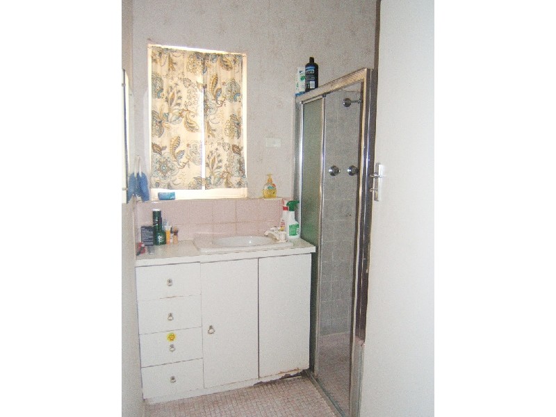 7 Desmond Avenue, Pooraka SA 5095