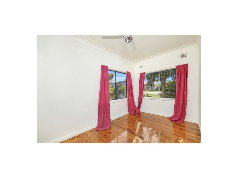 29 Soldiers Point Drive, Norah Head NSW 2263