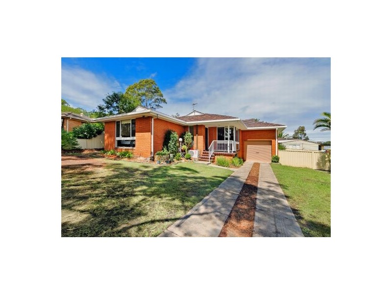 4 Gwenneth Close, Kanwal NSW 2259
