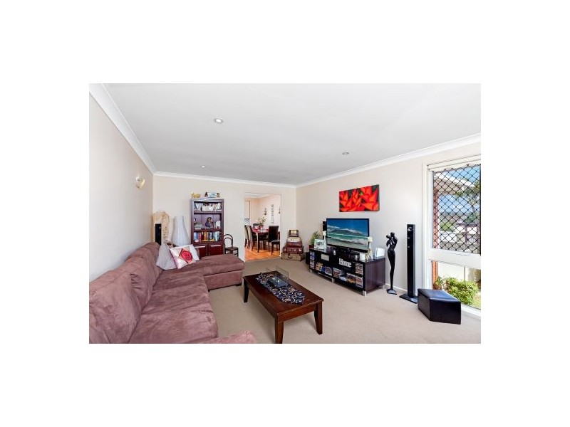 4 Gwenneth Close, Kanwal NSW 2259