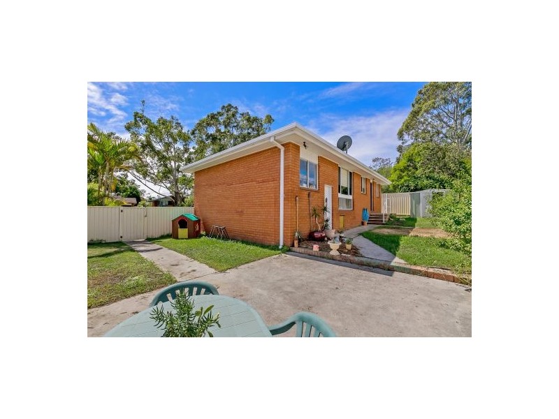 4 Gwenneth Close, Kanwal NSW 2259