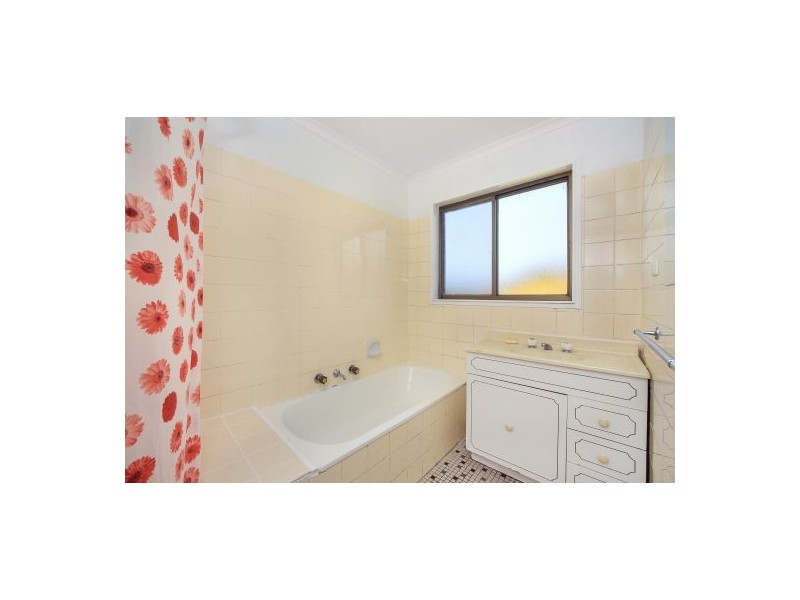 9 Gleddon Avenue, Gorokan NSW 2263