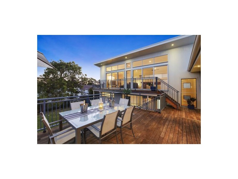 12 Kailua Avenue, Budgewoi NSW 2262