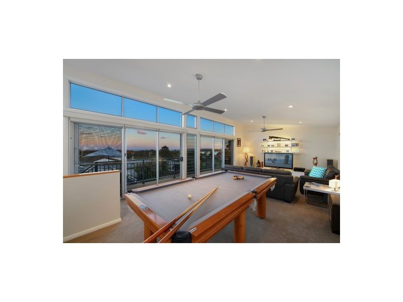 12 Kailua Avenue, Budgewoi NSW 2262