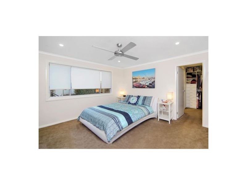 12 Kailua Avenue, Budgewoi NSW 2262