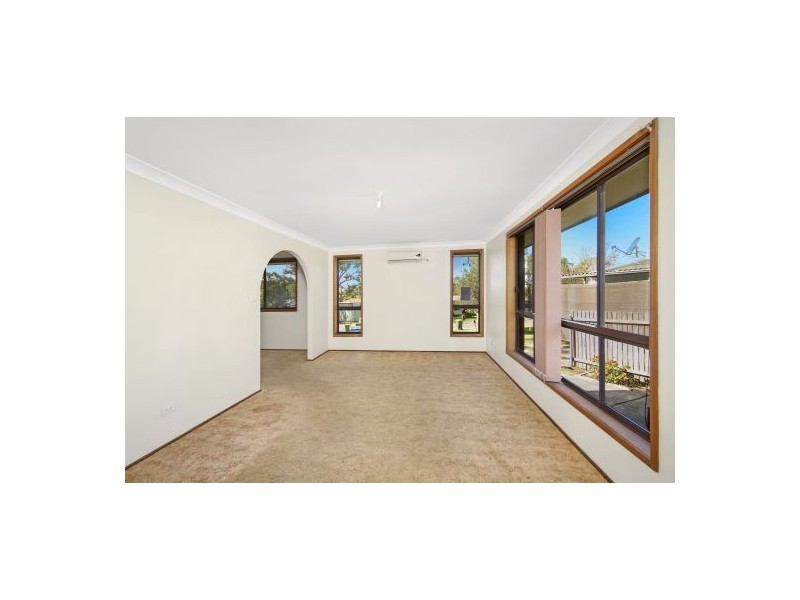 1/7 Anembo Avenue, Summerland Point NSW 2259