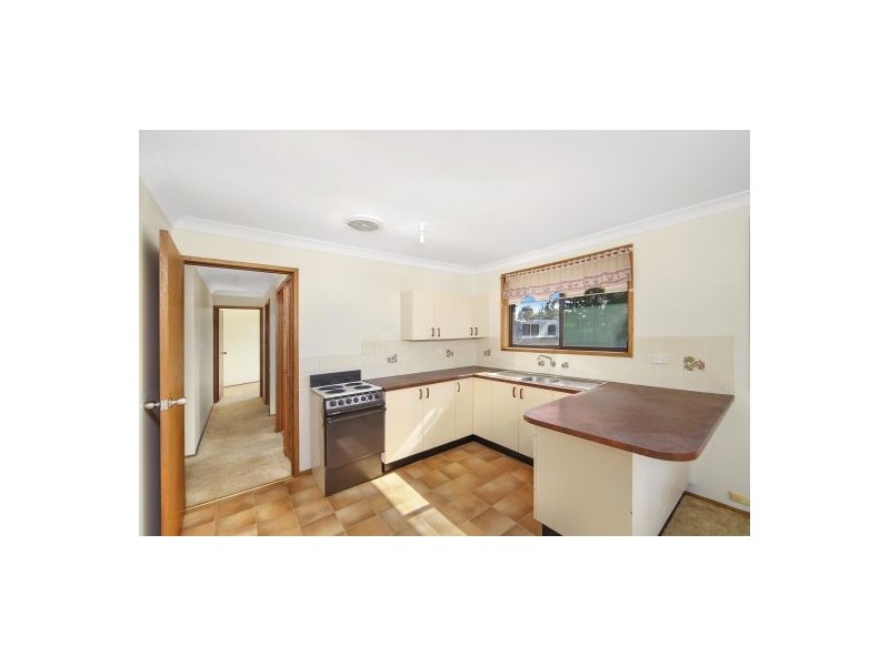 1/7 Anembo Avenue, Summerland Point NSW 2259