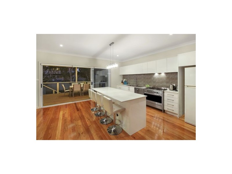 1 Kala Avenue, Budgewoi NSW 2262