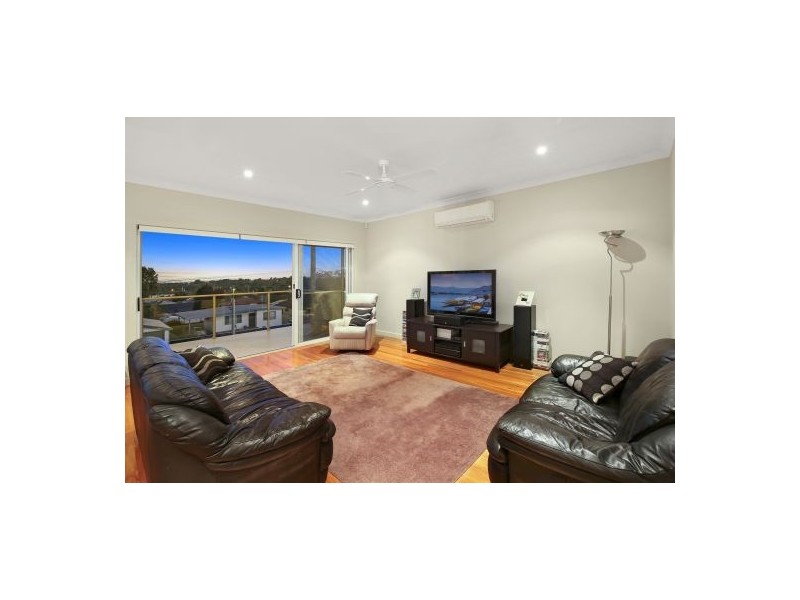 1 Kala Avenue, Budgewoi NSW 2262