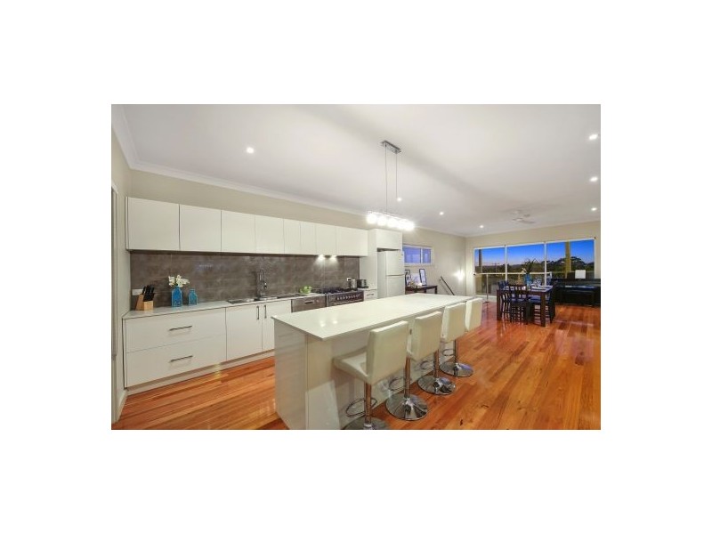 1 Kala Avenue, Budgewoi NSW 2262