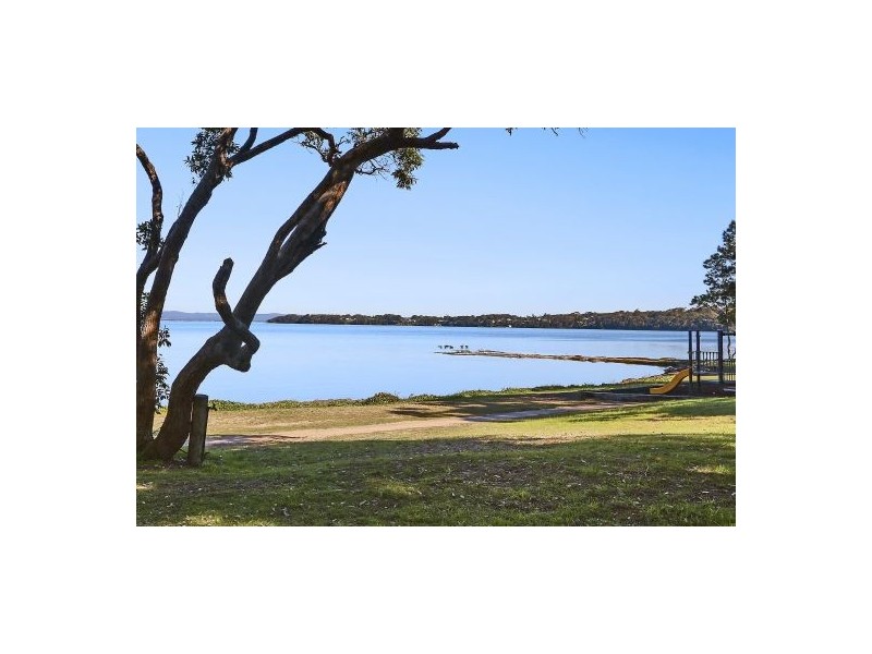 1 Dalnott Road, Gorokan NSW 2263