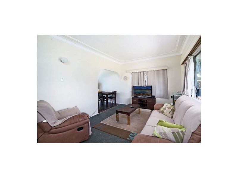 1 Dalnott Road, Gorokan NSW 2263